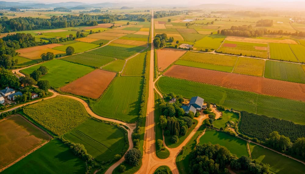 Tranh chấp đất đai nên khởi kiện hay thương lượng